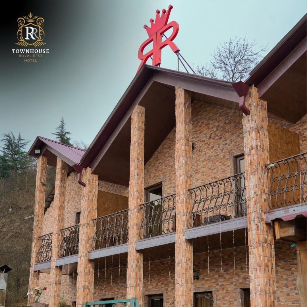 Royal Rest Townhouse Villa Dilijan Exteriör bild
