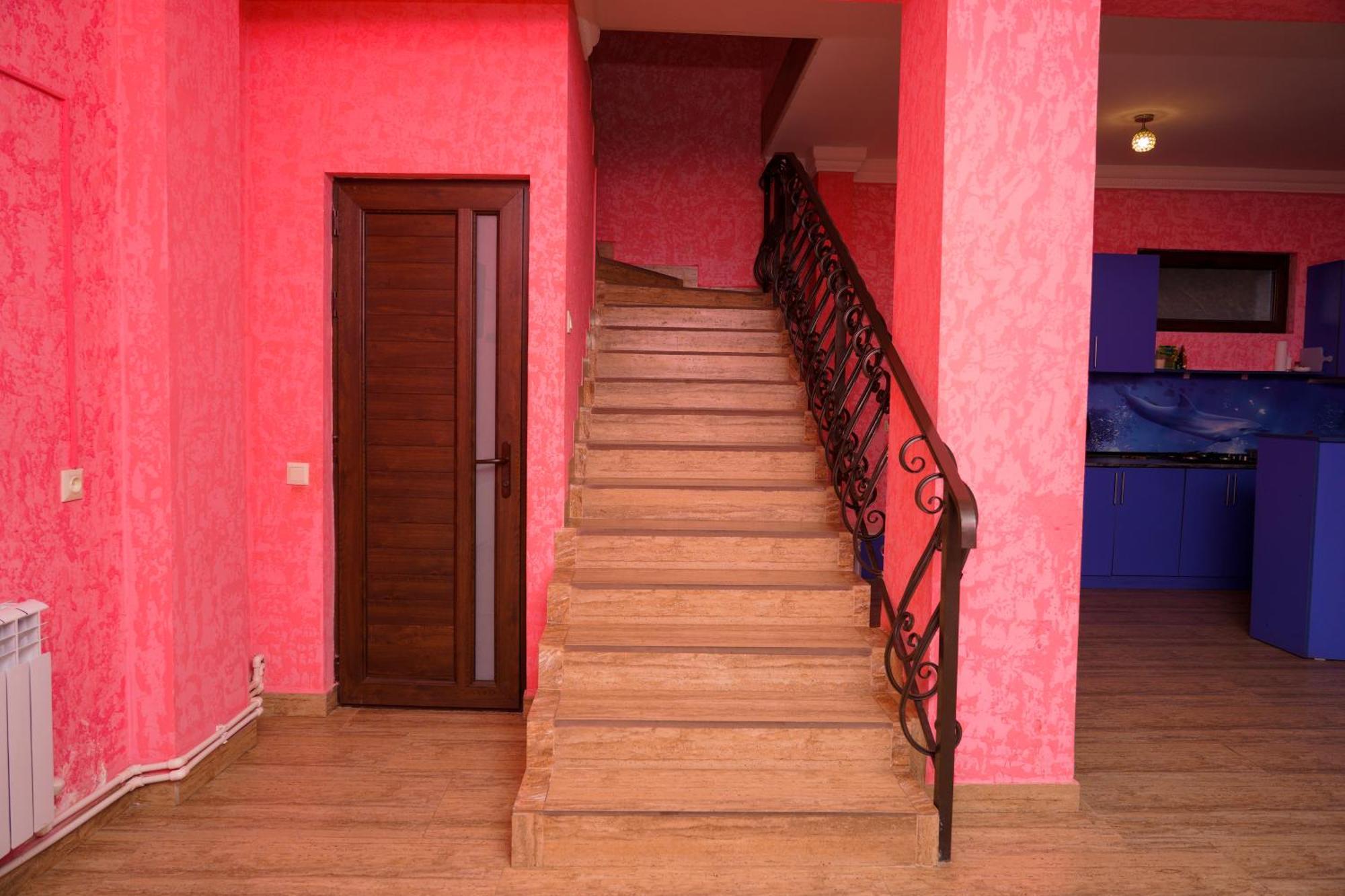 Royal Rest Townhouse Villa Dilijan Exteriör bild